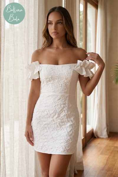 Vestido blanco con textura