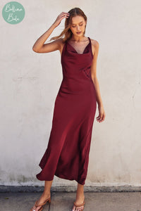 Vestido vino midi