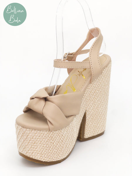 Sandalia de plataforma nude