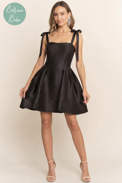 Vestido negro corto