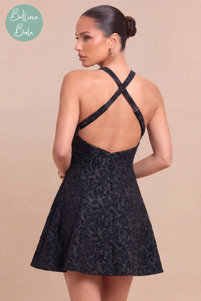 Vestido negro corto textura