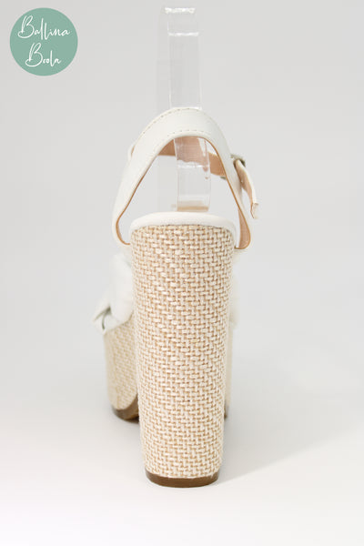 Sandalia de plataforma blanca